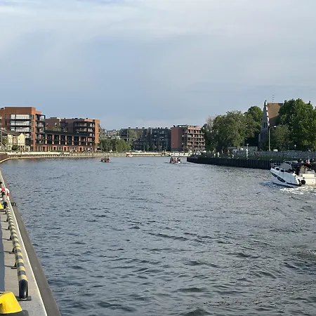 Totu Today-sienna Grobla Apartamenty, Faktura Vat, Self Check-in דירה גדנסק