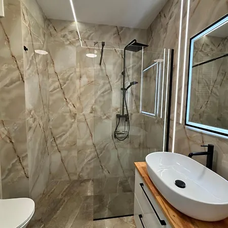 Totu Today-sienna Grobla Apartamenty, Faktura Vat, Self Check-in