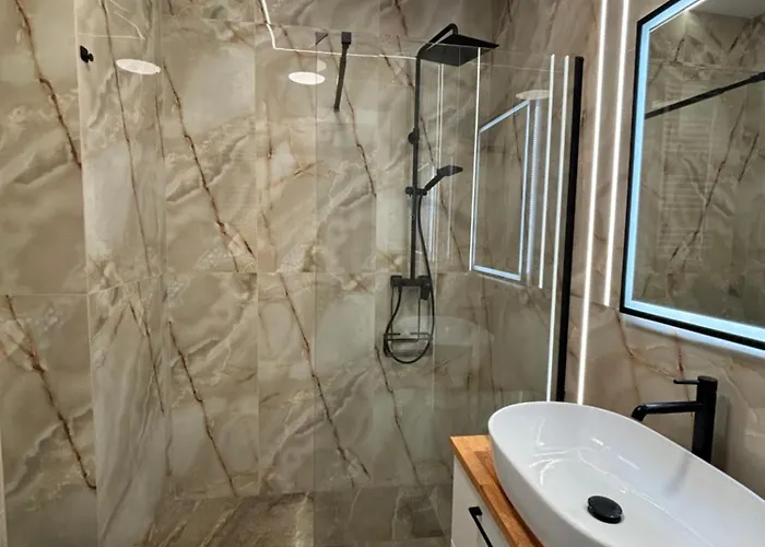 Totu Today-sienna Grobla Apartamenty, Faktura Vat, Self Check-in