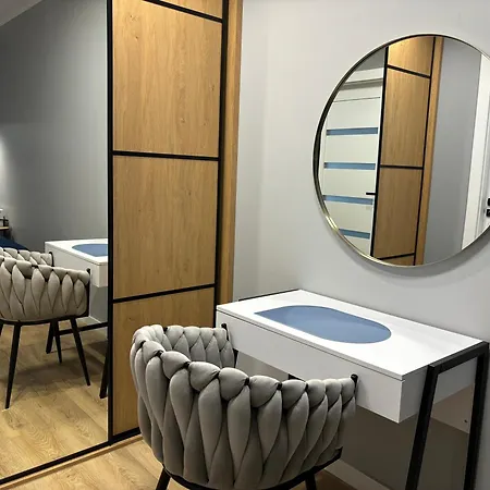 Apartment Totu Today-sienna Grobla Apartamenty, Faktura Vat, Self Check-in Danzig