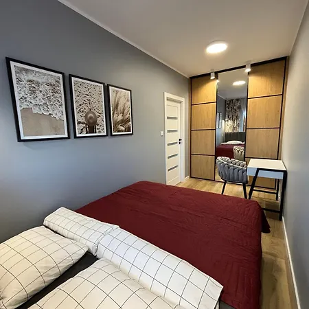 Apartment Totu Today-sienna Grobla Apartamenty, Faktura Vat, Self Check-in Danzig